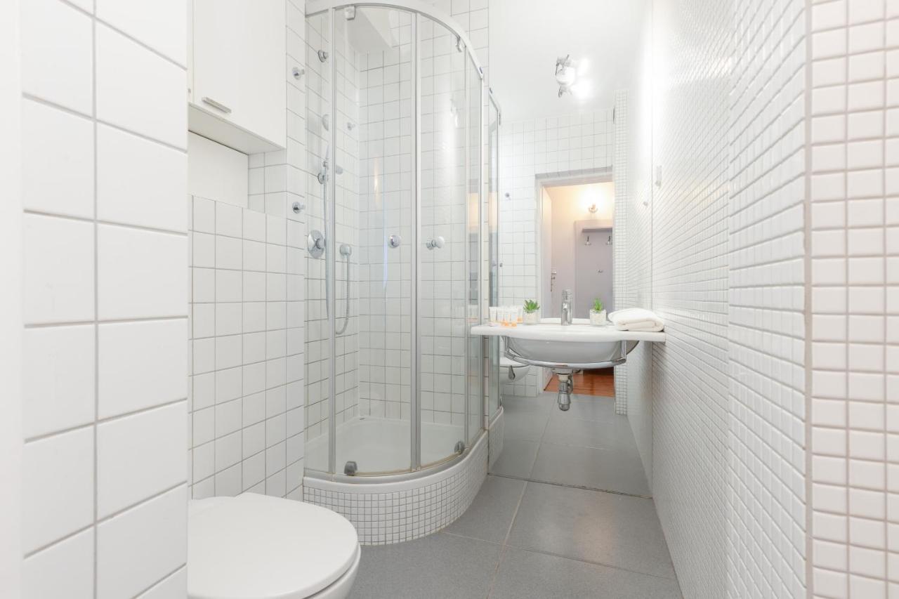 Old Town Spacious Piwna By Renters * Warschau