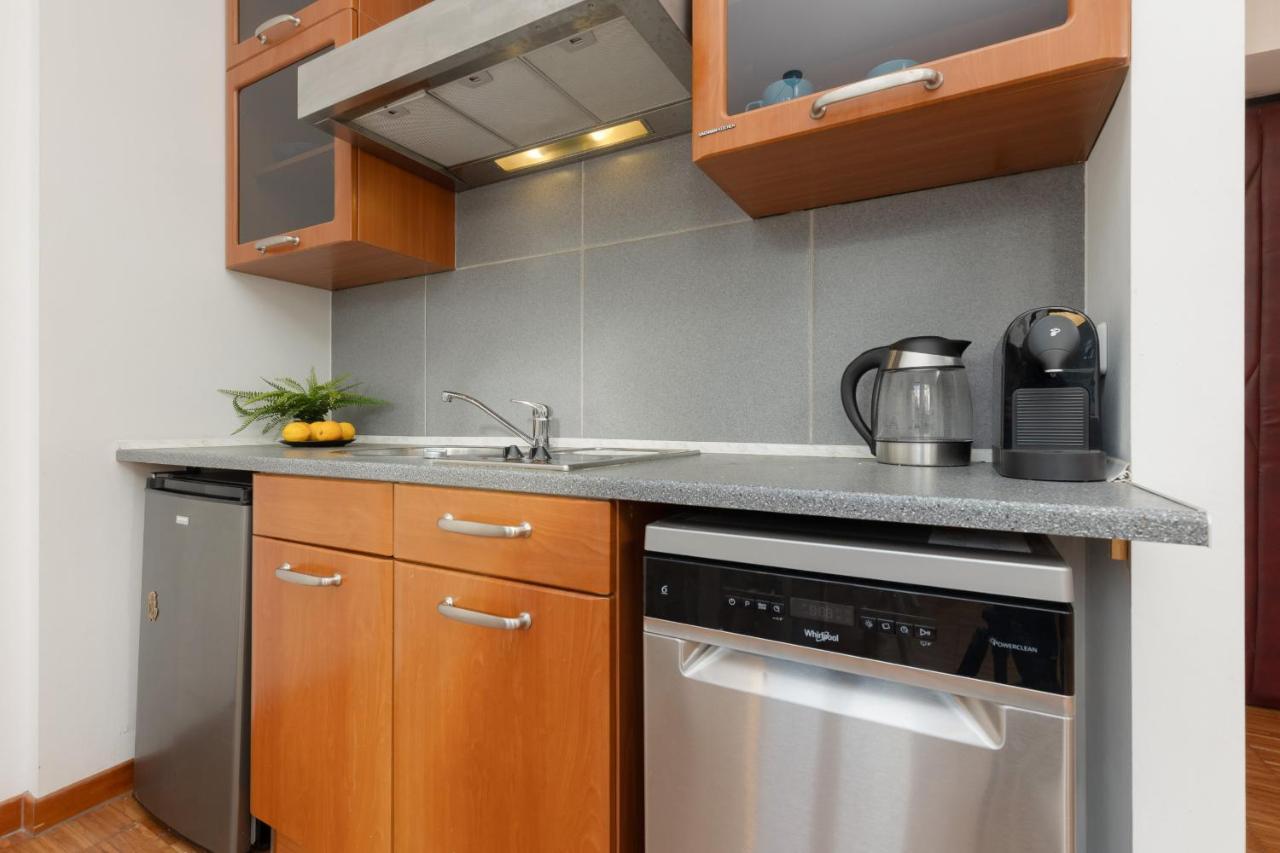 Old Town Spacious Piwna By Renters Апартаменти *